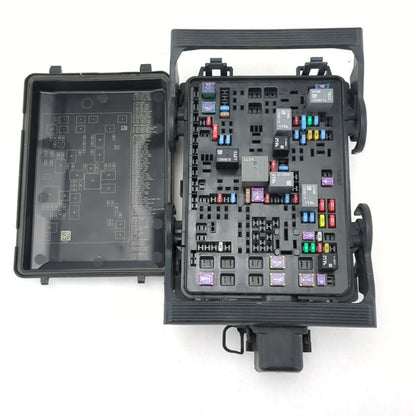2018 2019 Silverado Sierra Engine Underhood Fuse Box Power Distribution Module