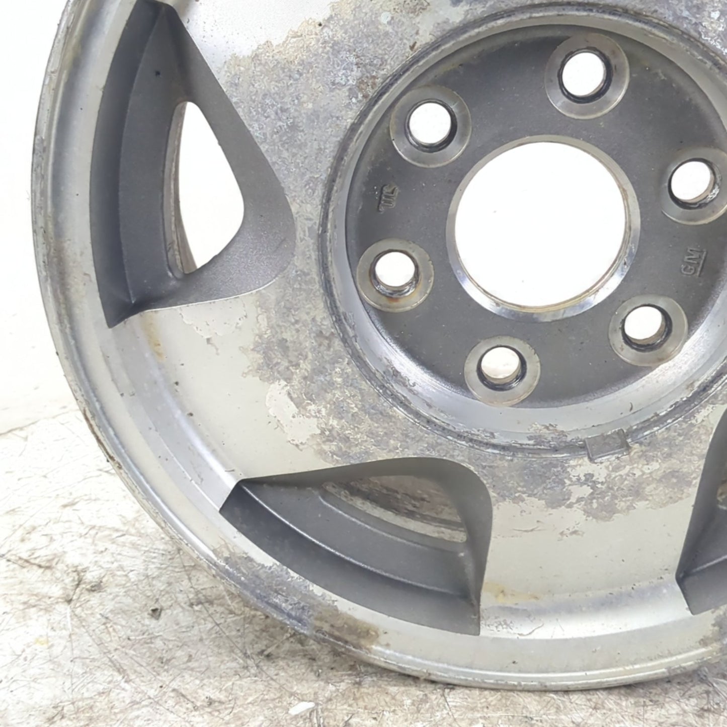1996 1997 1998 1999 Chevrolet Suburban 16 inch Aluminum Alloy Wheel Rim Ring