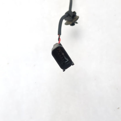2015 2016 2017 2018 Ford Focus Seat Belt Buckle Retainer Front Driver Left