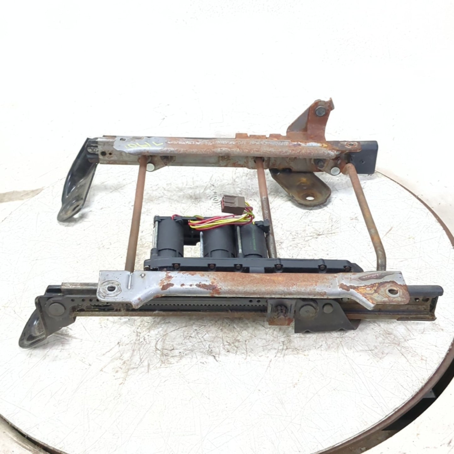 2008 2009 2010 Ford F250 F350 Driver Left Power Seat Track Base 8-way