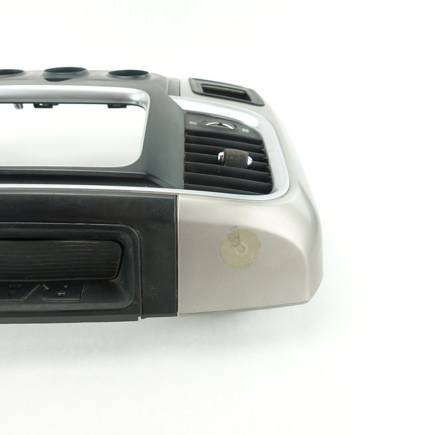 2013 2014 2015 2016 Ram 1500 2500 3500 Radio Center Dash Trim Bezel Air Vent