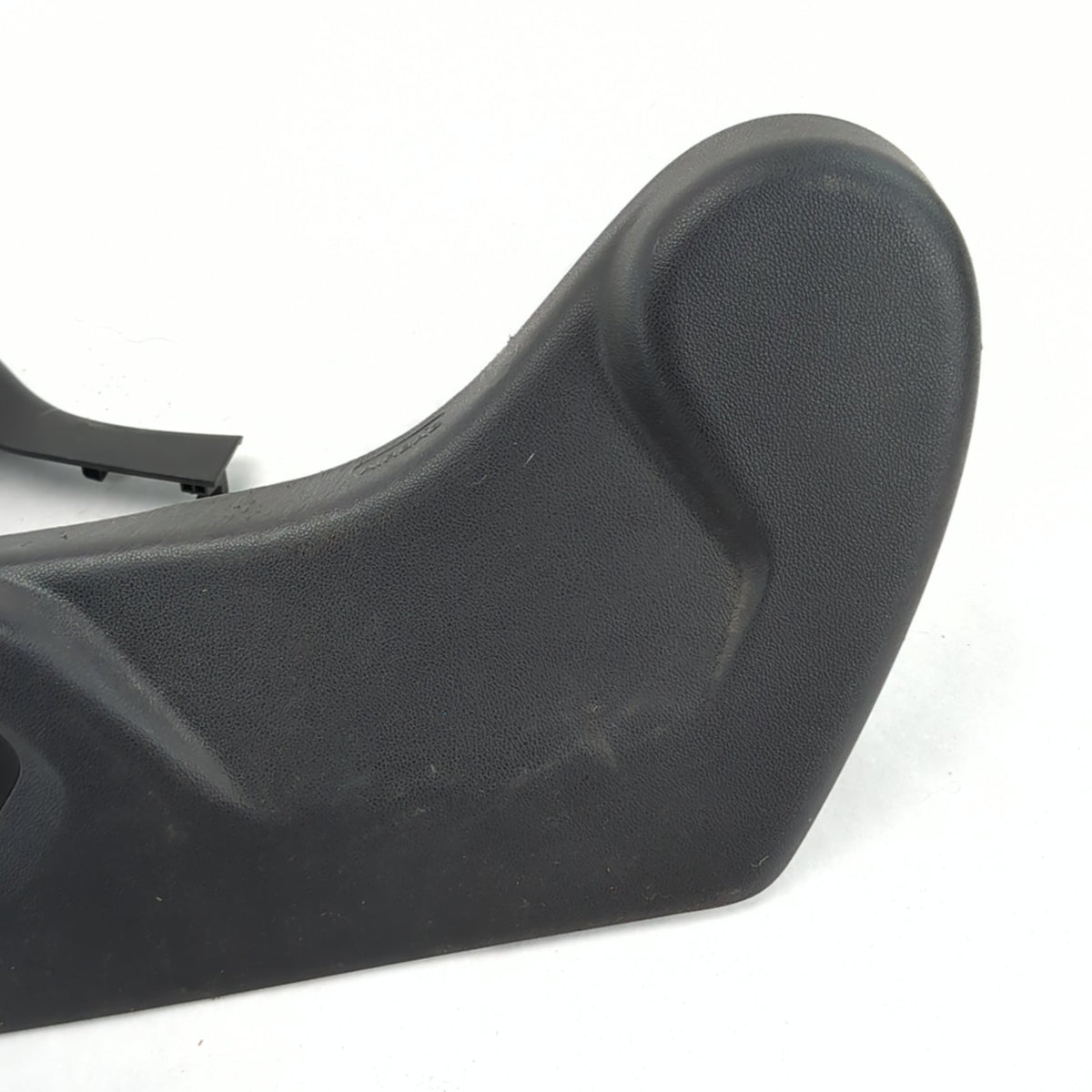 2019 2020 2021 2022 Silverado Sierra Driver Left Seat Trim Bezel Black