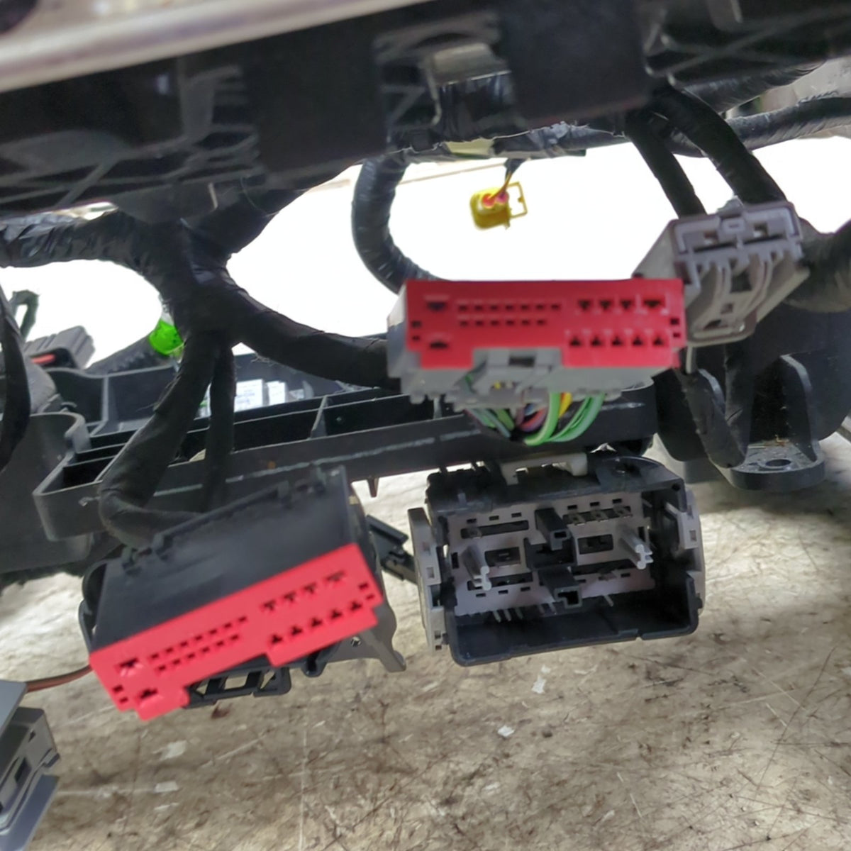 2015 2016 2017 Ford F150 Driver Left Seat Track Base 10-way Power Heated Cooled