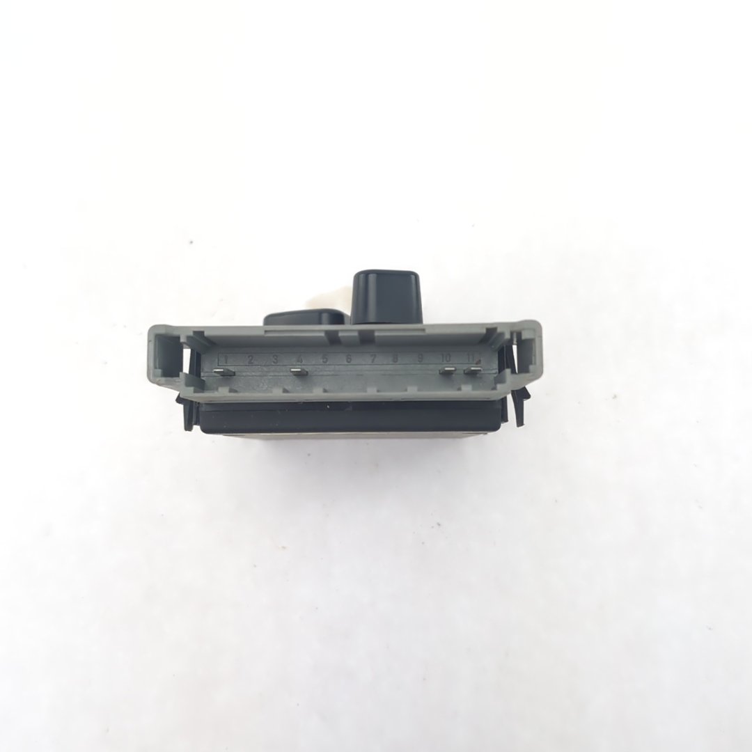 2014 2015 2016 2017 2018 Ram 1500 10-way Power Seat Switch Control Module