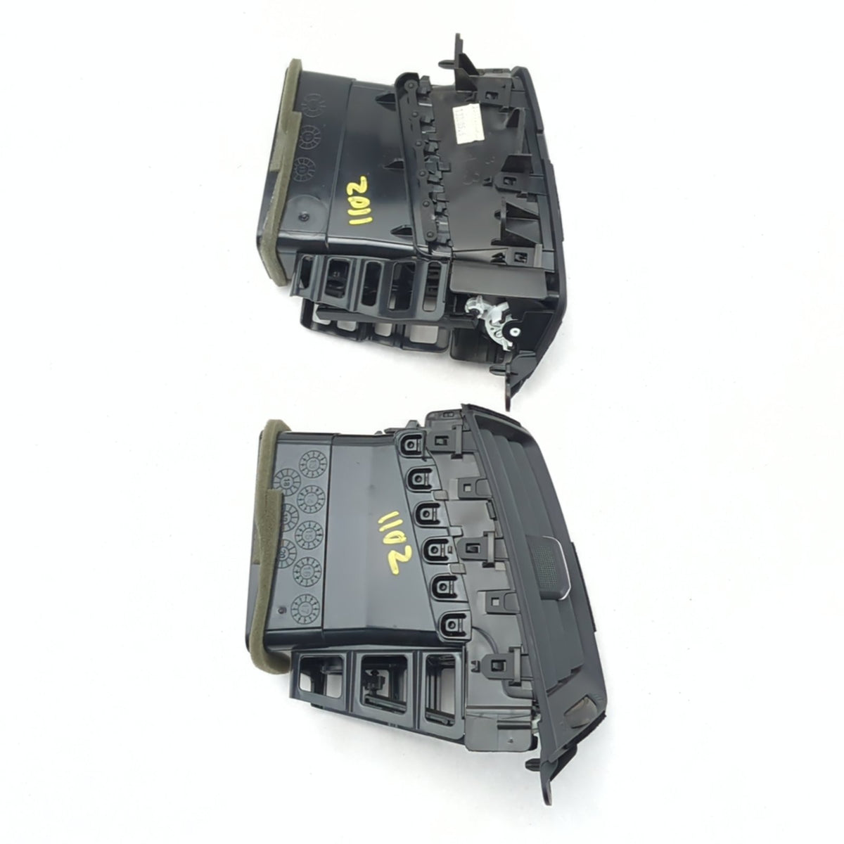 2014 2015 2016 Silverado Sierra Outer Most Edge Dash A/C Heater Air Vent Outlet