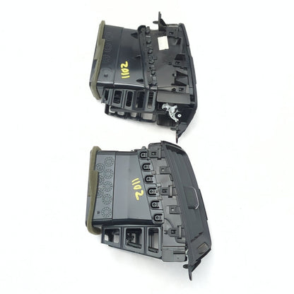 2014 2015 2016 Silverado Sierra Outer Most Edge Dash A/C Heater Air Vent Outlet
