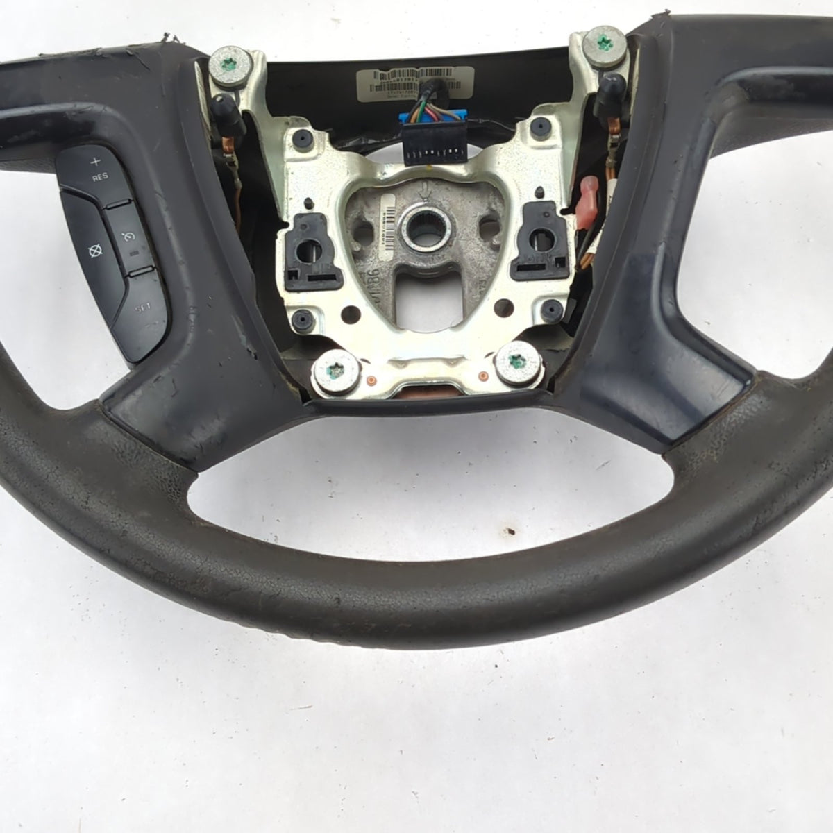 Worn 2008 2009 2010 2011 2012 2013 Sierra Silverado Steering Wheel Black
