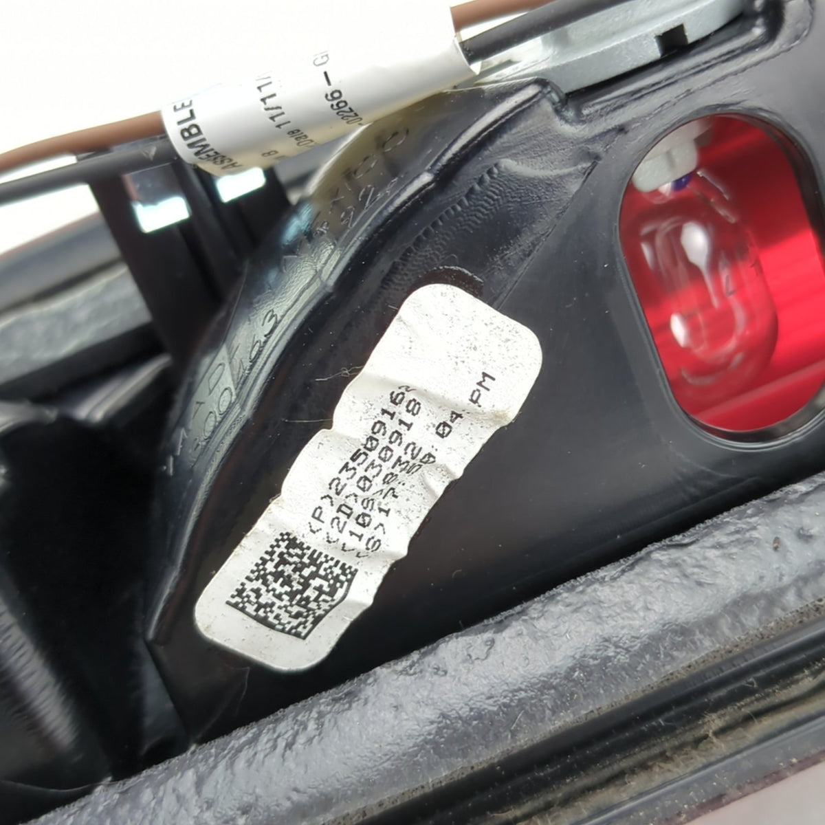 2014 2015 2016 2017 2018 Silverado Sierra 3rd Third Brake Stop Light Cargo Lamp