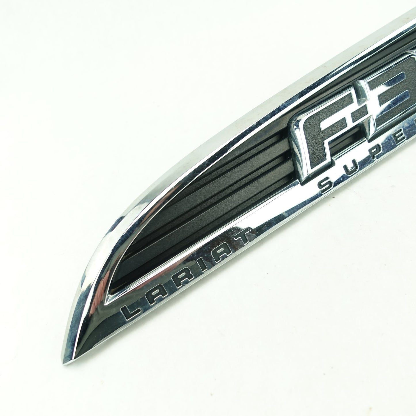 2011 2012 2013 2014 2015 16 Ford F350 Lariat Driver Left Fender Vent Emblem Logo