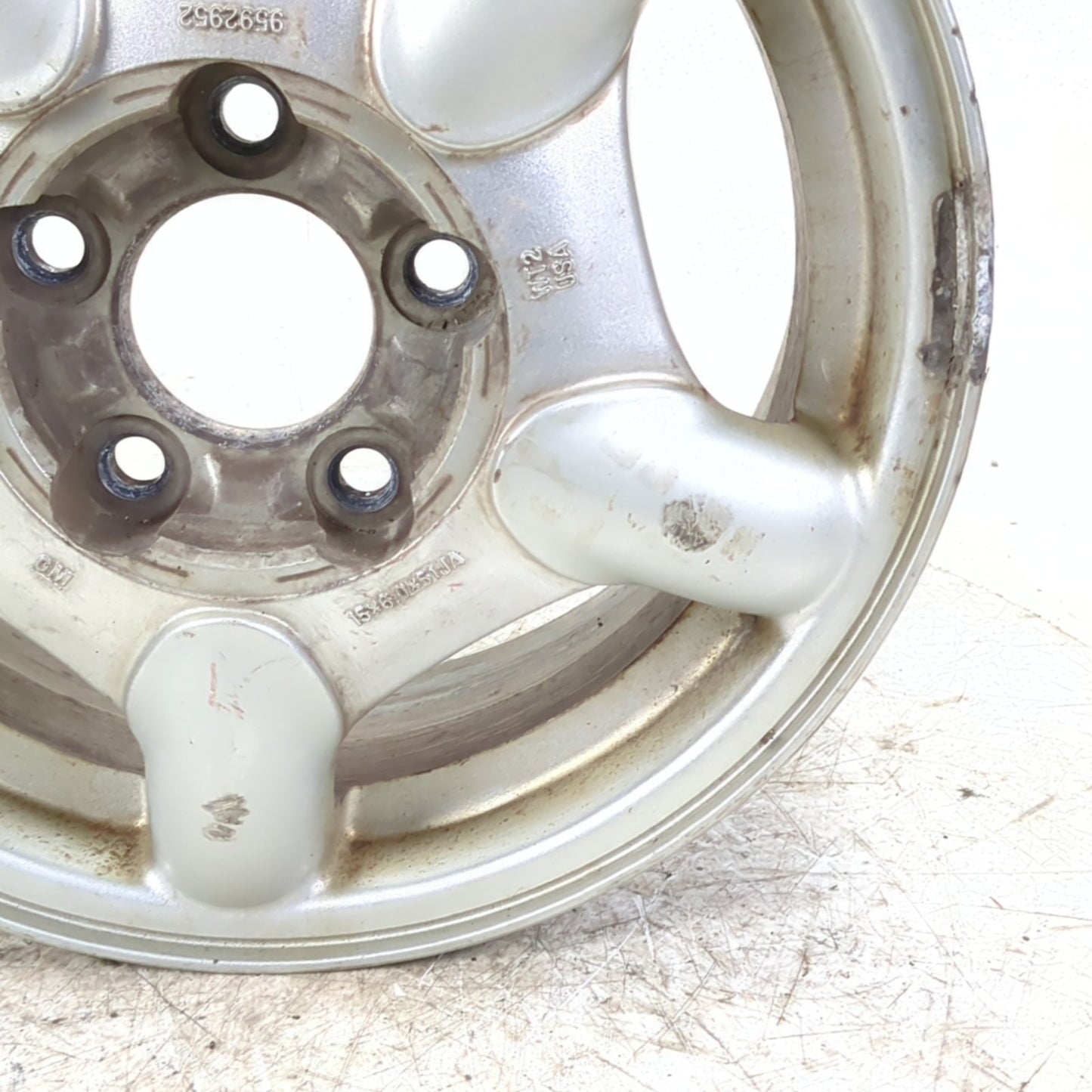 2000 Buick LeSabre 15 inch Aluminum Alloy Wheel Rim Ring