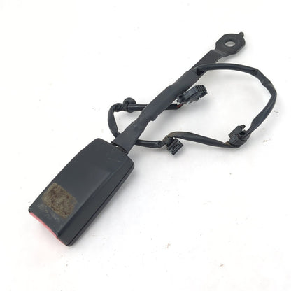 2009 2010 2011 2012 Audi Q5 Seat Belt Buckle Front Right Passenger