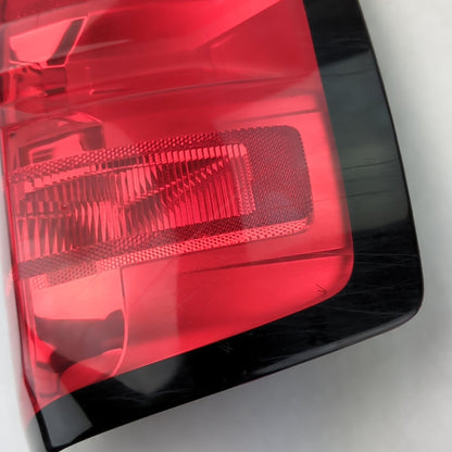2016 2017 2018 Chevy Silverado Taillight Rear Lamp Right Passenger Side