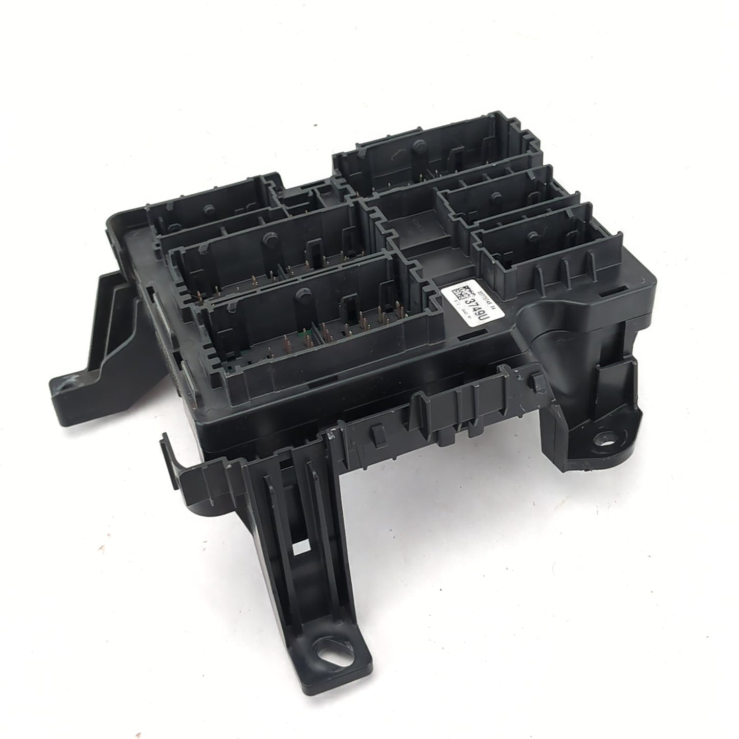 2014 2015 2016 2017 Silverado Sierra Lower Dash Firewall Junction Block Fuse Box